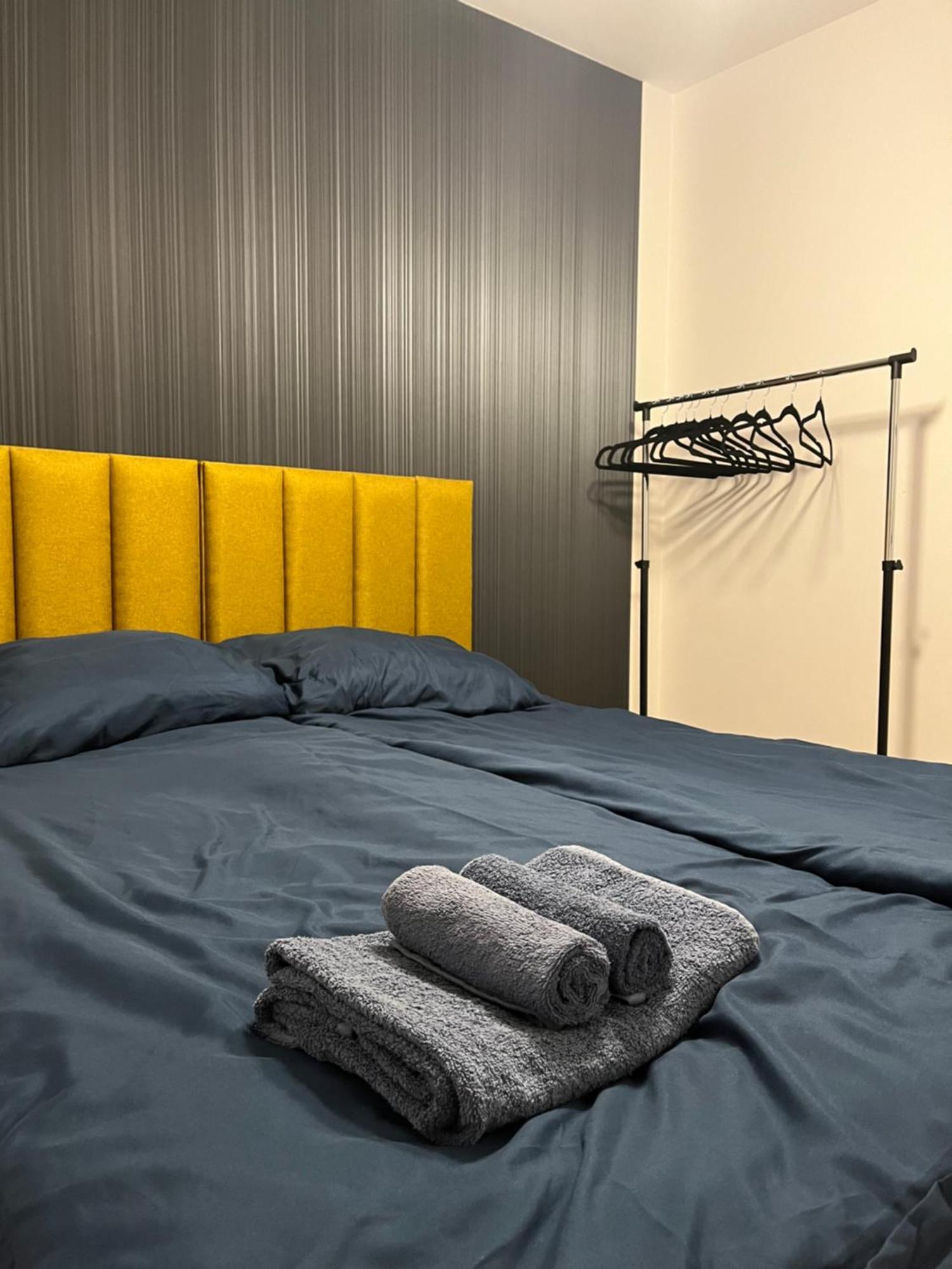 Apartament Discreet Sleep In City Center Parking Garaz Kozia Kielce 아파트 외부 사진